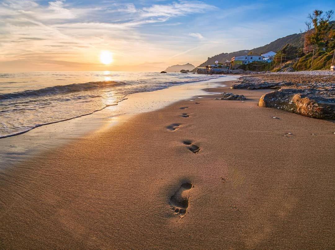 Casa Tramonto Beach View Agios Gordios  Exterior foto